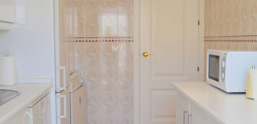 Lovely Middle Floor Apartment in Los Naranjos