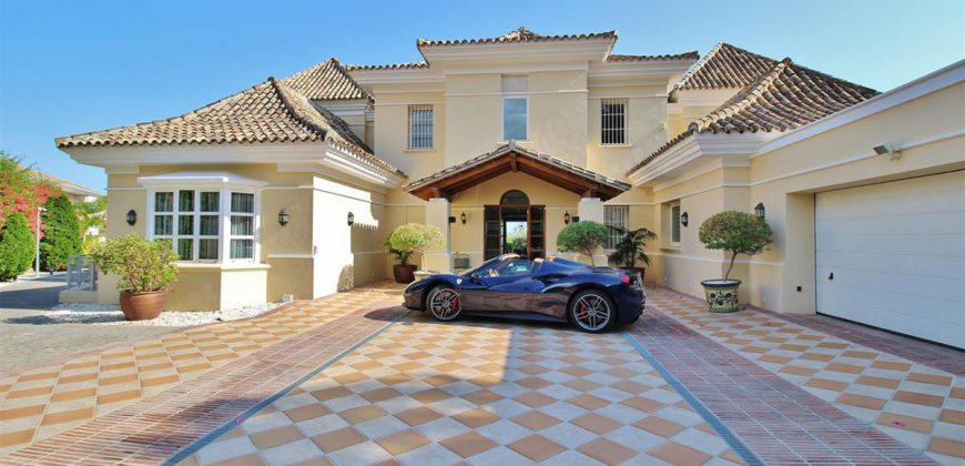 La Cerquilla, Luxury villa