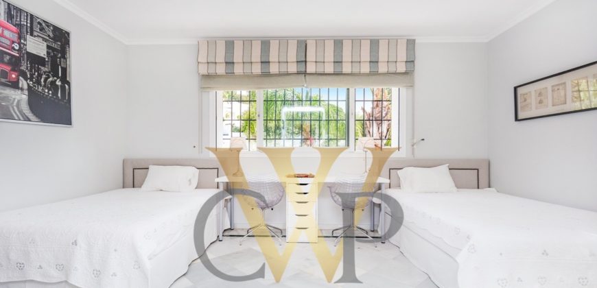 VILLA FOR SALE IN TORRE REAL