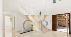 Villa for sale in La Mairena – Elviria