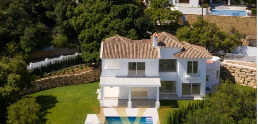 Villa for sale in La Mairena – Elviria