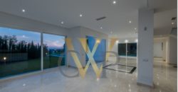 Villa for sale in La Mairena – Elviria