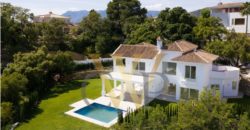Villa for sale in La Mairena – Elviria