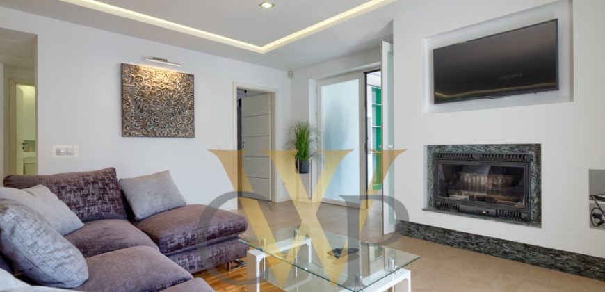 APARTMENT IN PUERTO BANUS