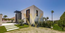 VILLA IN NUEVA ANDALUCIA