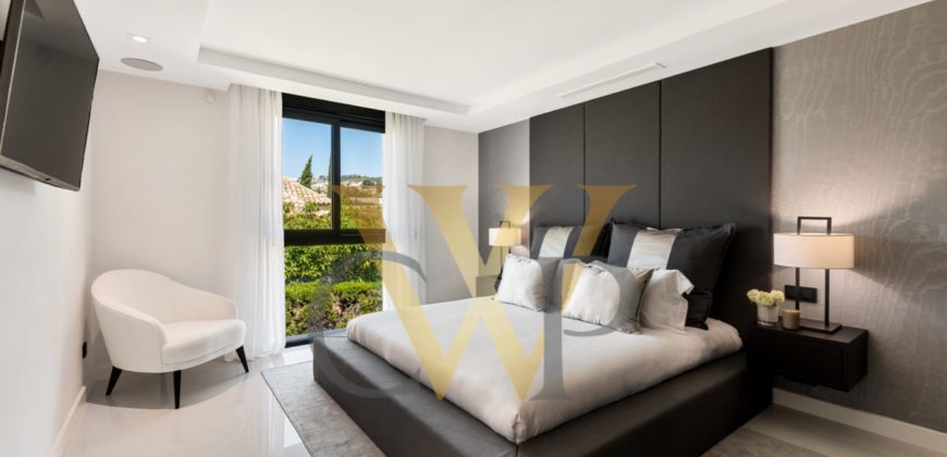 VILLA IN NUEVA ANDALUCIA