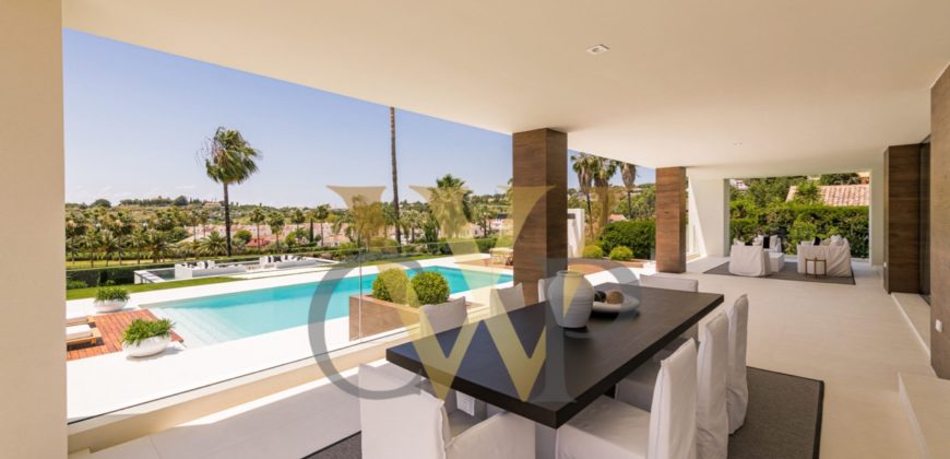 VILLA IN NUEVA ANDALUCIA