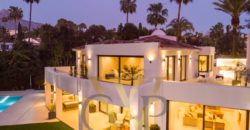 VILLA IN NUEVA ANDALUCIA