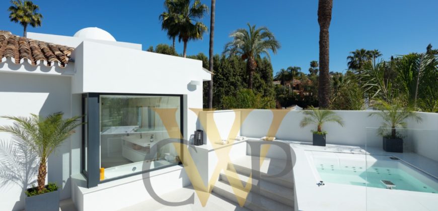 VILLA IN NUEVA ANDALUCIA