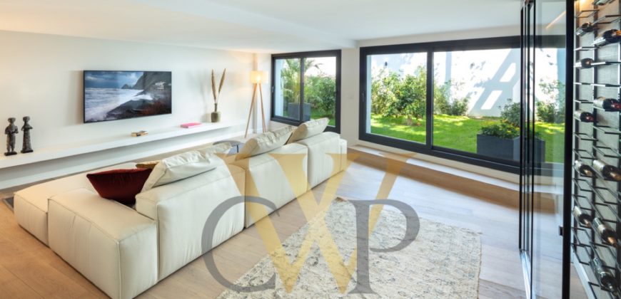 VILLA IN NUEVA ANDALUCIA