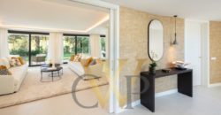 VILLA IN NUEVA ANDALUCIA
