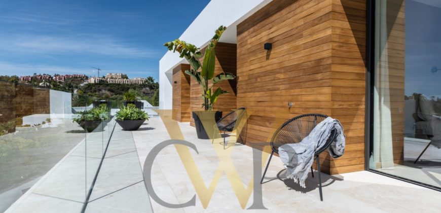 VILLA IN LA QUINTA – BENAHAVIS