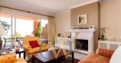 APARTMENT IN BENAHAVIS