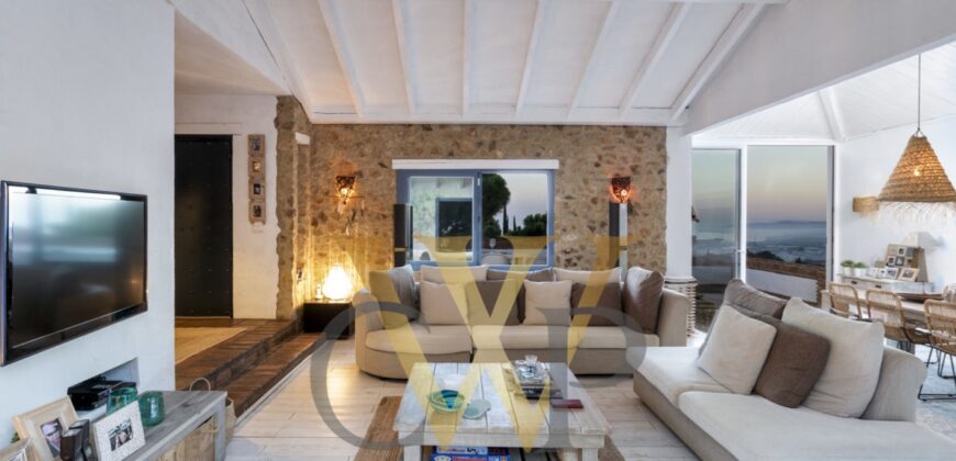 VILLA RUBÍ – ESTEPONA
