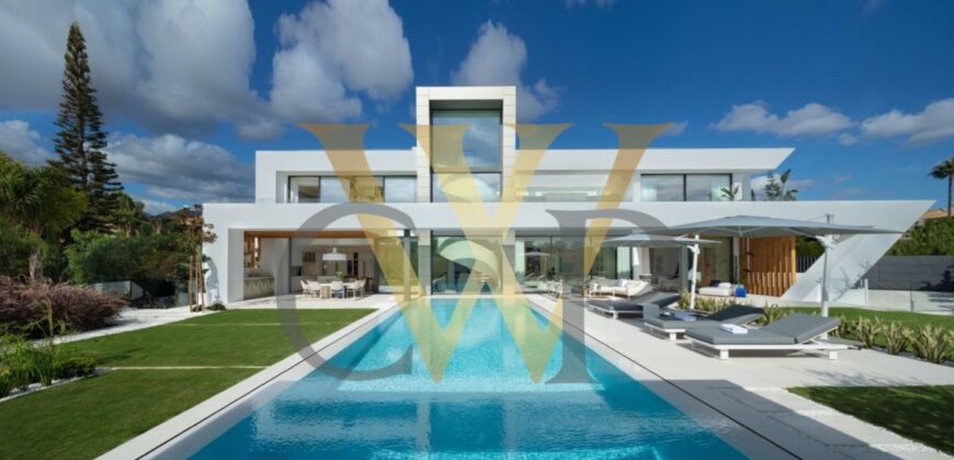 VILLA REY
