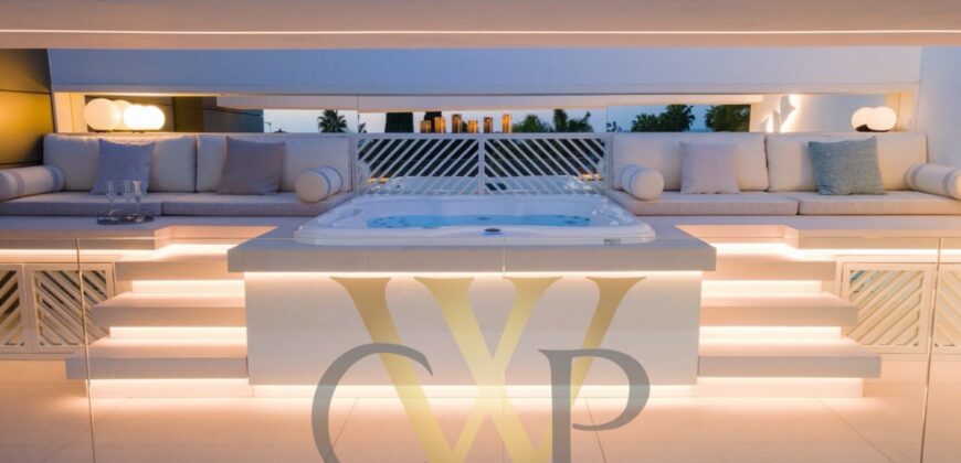 VILLA REY