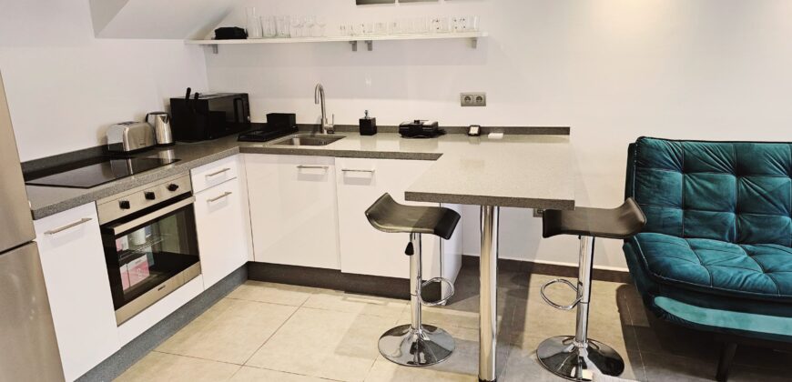 DUPLEX EN VENTA EN URBANIZACION `PUEBLO ARABESQUE´