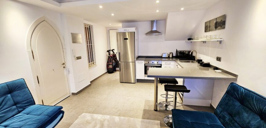 DUPLEX EN VENTA EN URBANIZACION `PUEBLO ARABESQUE´