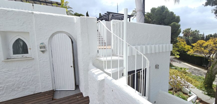 DUPLEX EN VENTA EN URBANIZACION `PUEBLO ARABESQUE´